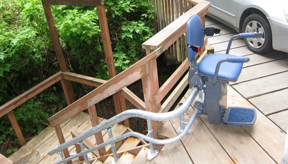 Safe and reliable outdoor stair lift by Stairlift Virginia